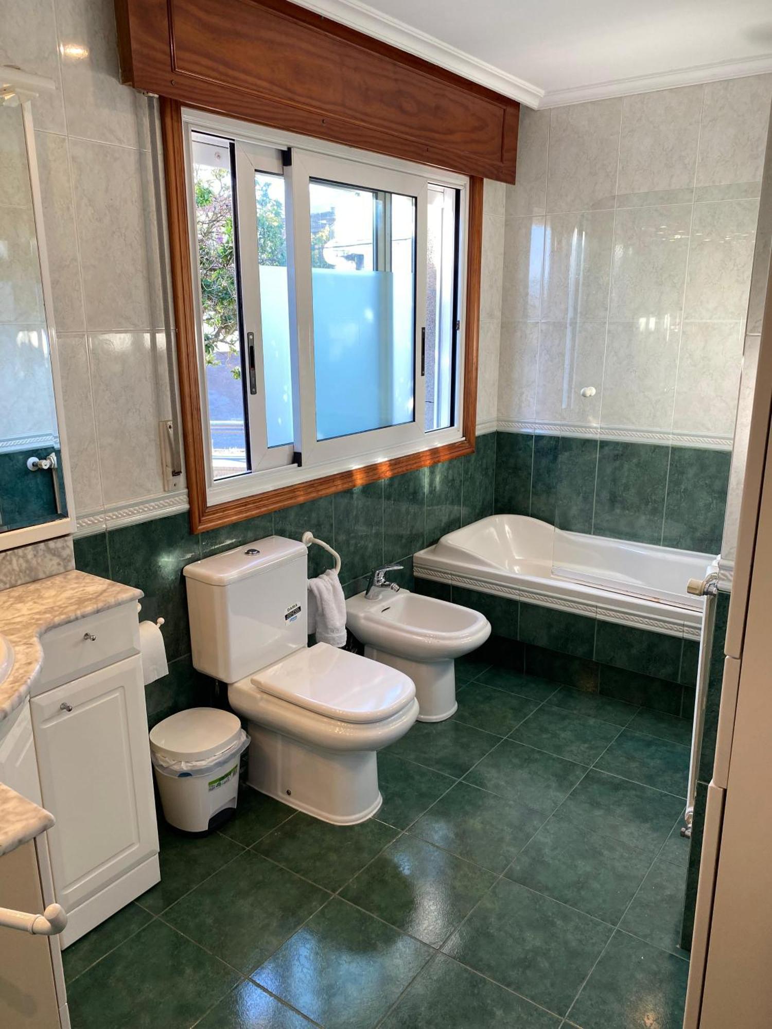 Chalet Adosado Independiente En Vigo - Canido Oya Екстериор снимка