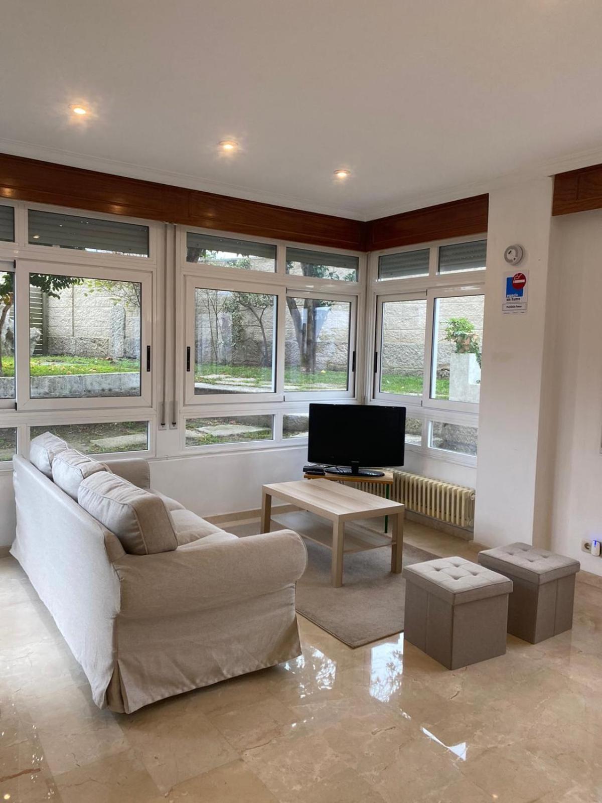Chalet Adosado Independiente En Vigo - Canido Oya Екстериор снимка
